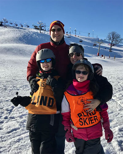 blind skiiers